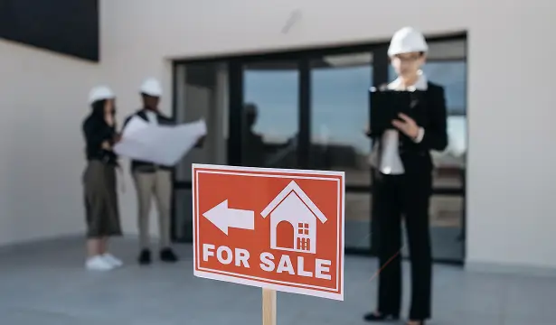 How Outsourcing Frees Agents to Sell, Not File